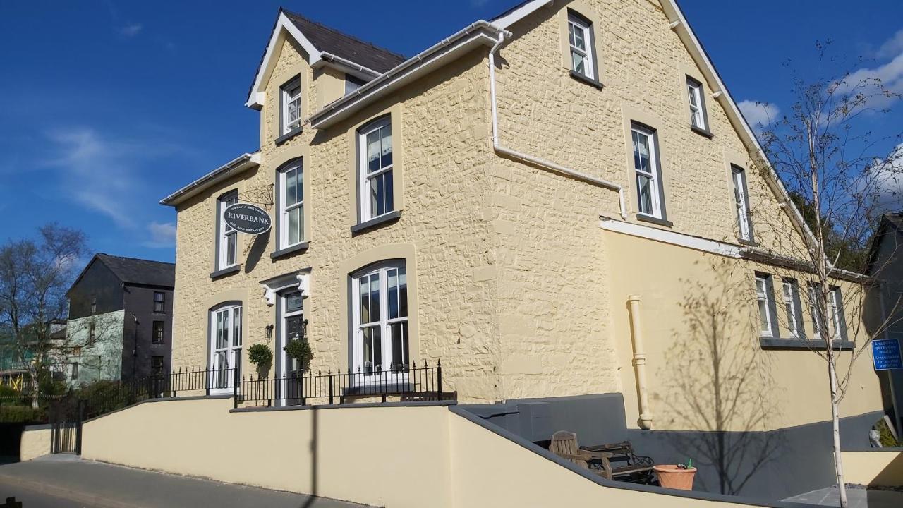 Riverbank Bed And Breakfast Llanwrtyd Wells Esterno foto
